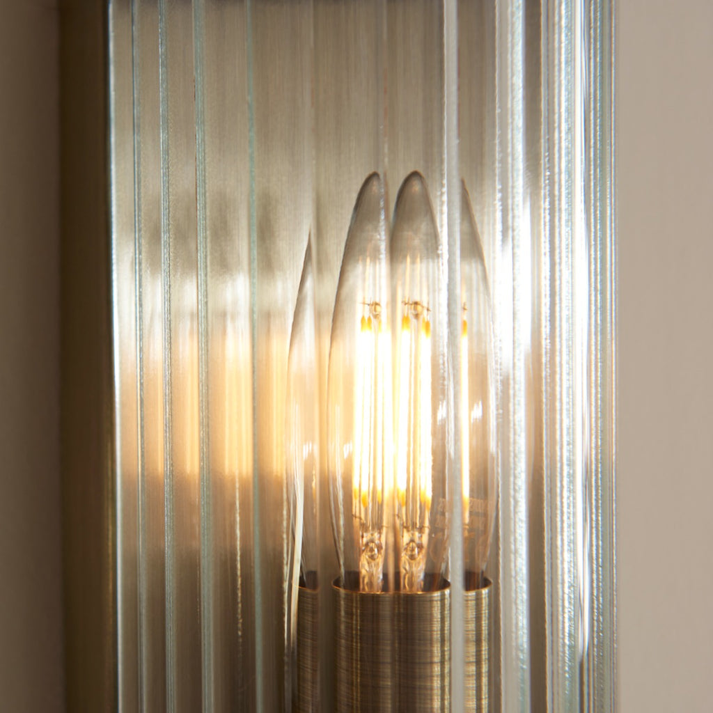 Ridgeton Single Wall Light In Antique Brass With Ribbed Glass 118596