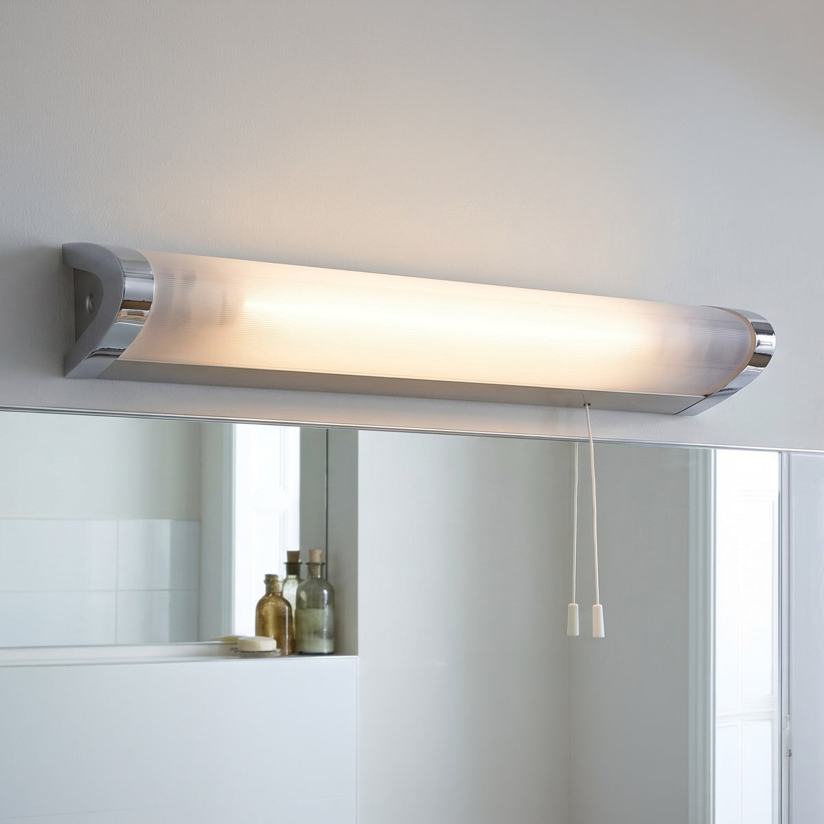 Amari Bathroom Wall Light In Chrome Finish IP44 8628CH