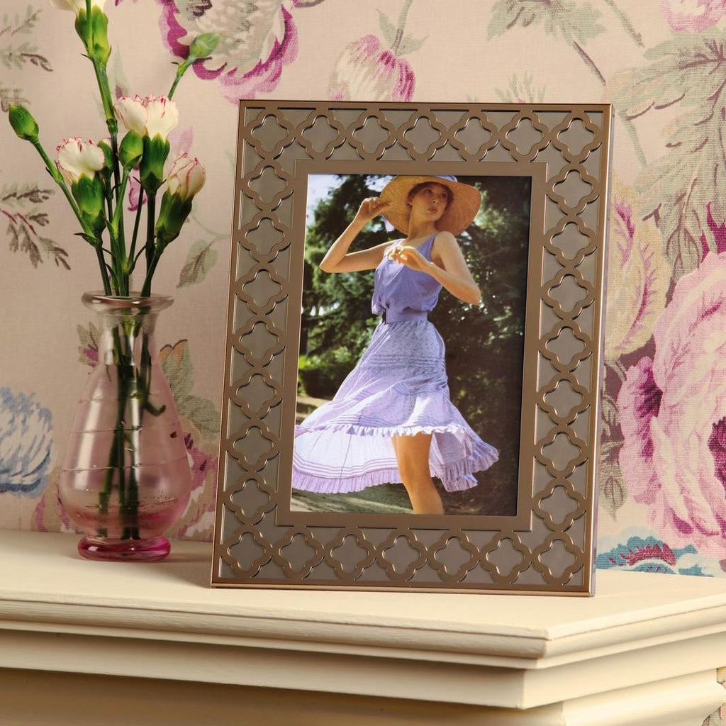 Laura Ashley Efa Photo Frame Polished Gold and Mirror 4" x 6" LA3756696-Q