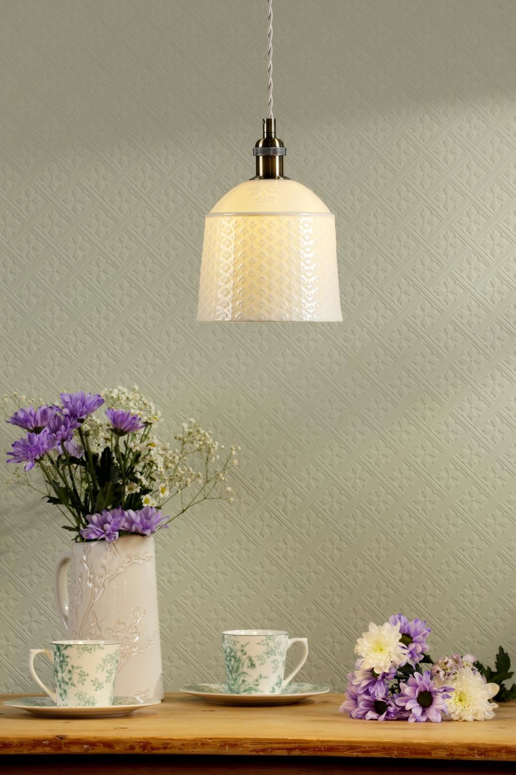 Laura Ashley Porcelain Pendant Cream and Antique Brass LA3756729-Q