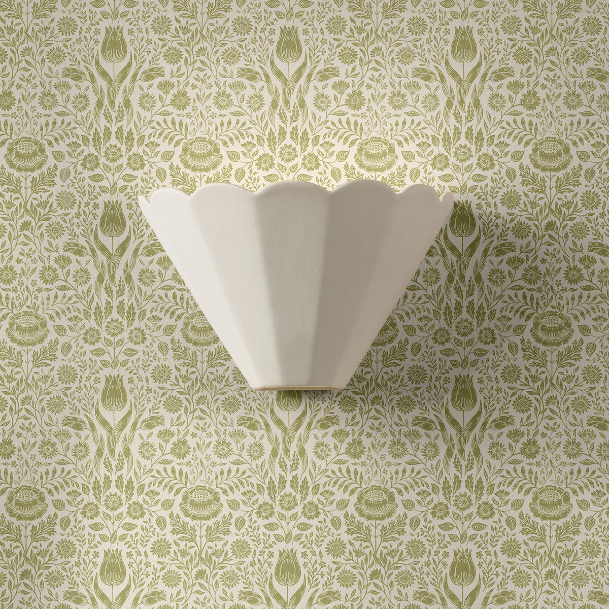Laura Ashley Scallop Wall Washer White Ceramic LA3756707-Q