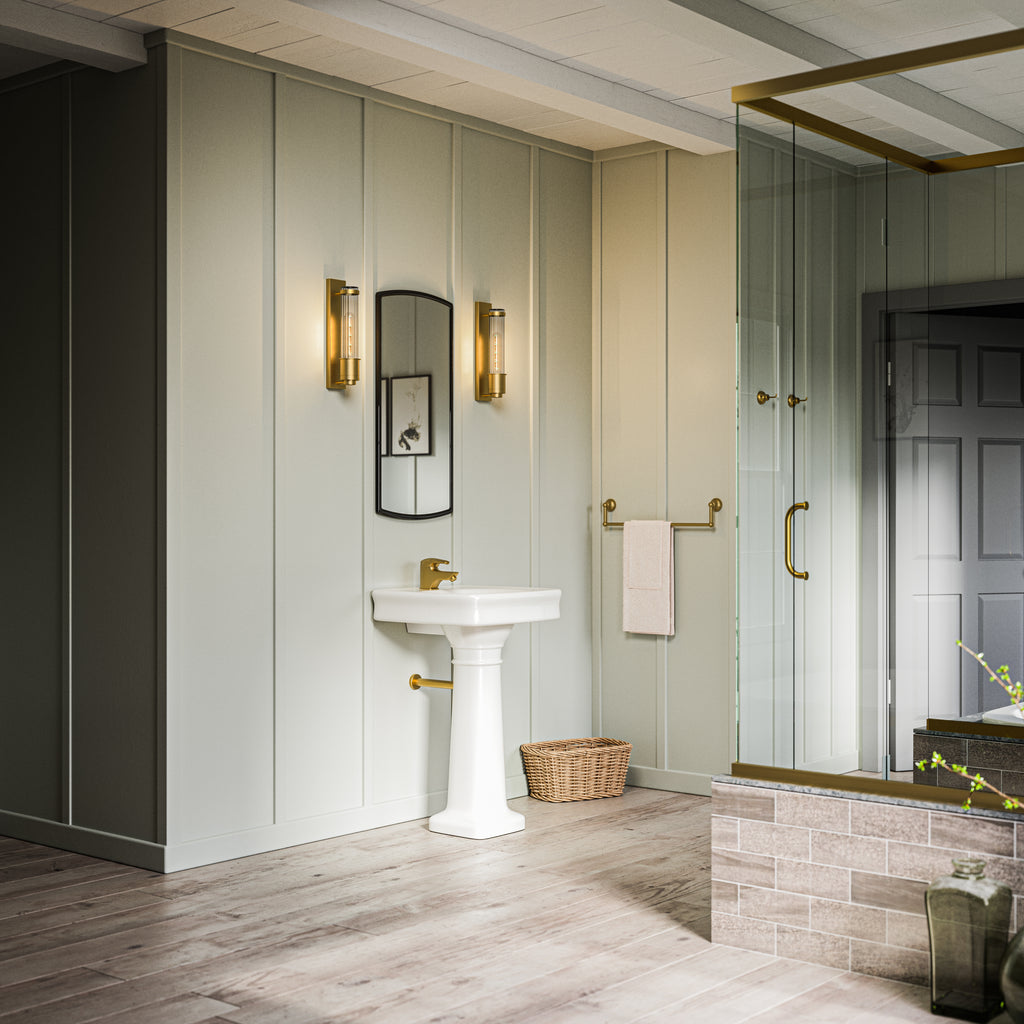 Wellington 1 Light Bathroom Wall Light In Aged Brass Finish QN-WELLINGTON1-AB