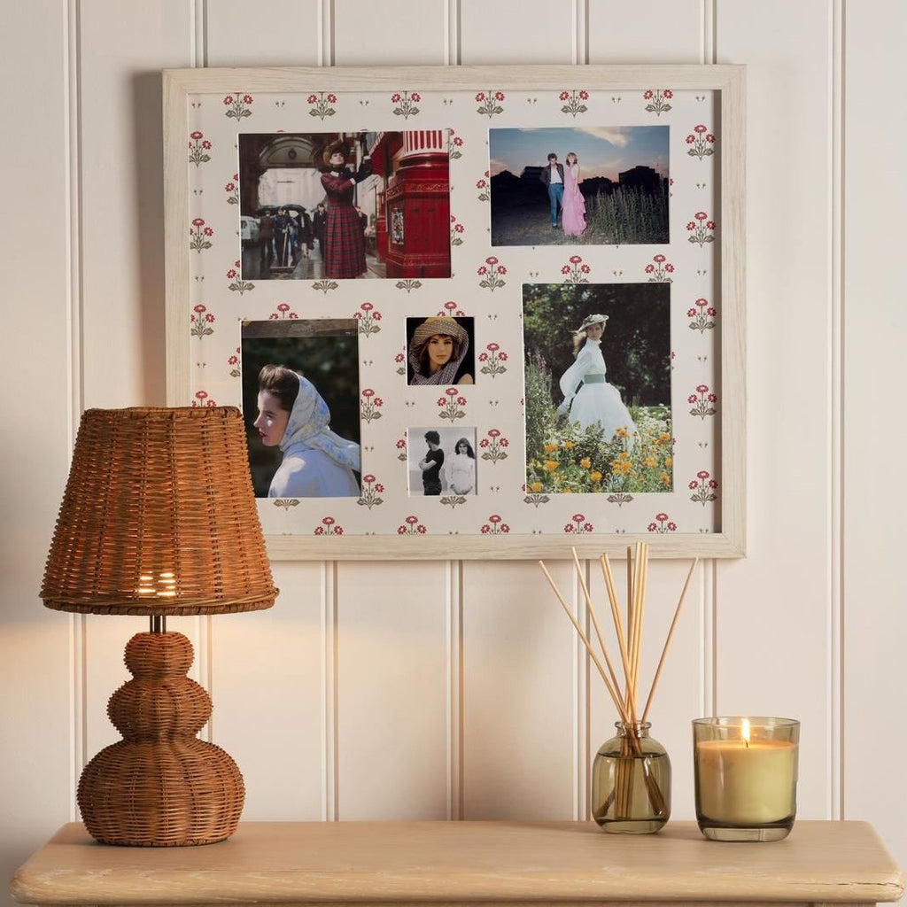 Laura Ashley Harthill Daisies Photo Frame Matt White and Multi Coloured LA3756766-Q