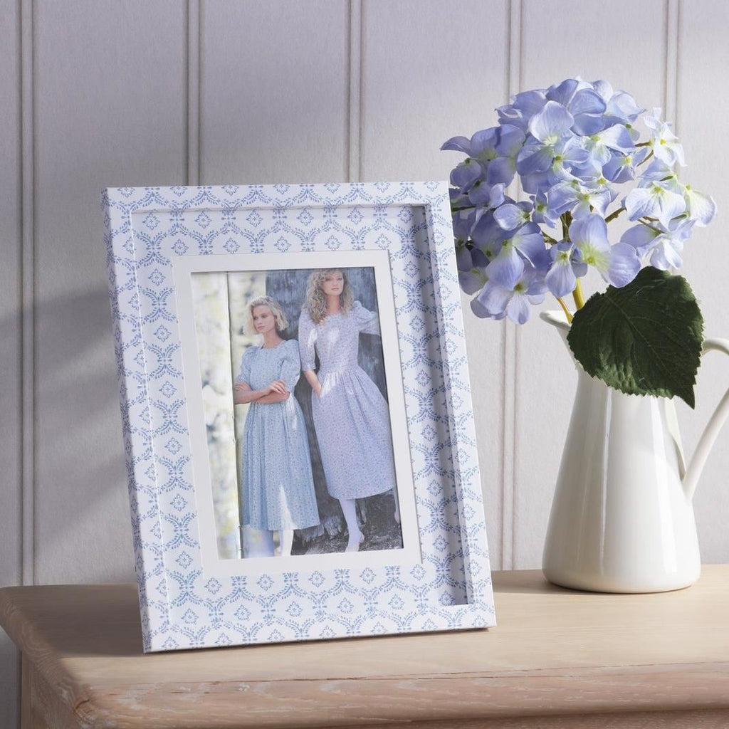 Laura Ashley Norton Photo Frame Blue 5" x 7" LA3756693-Q