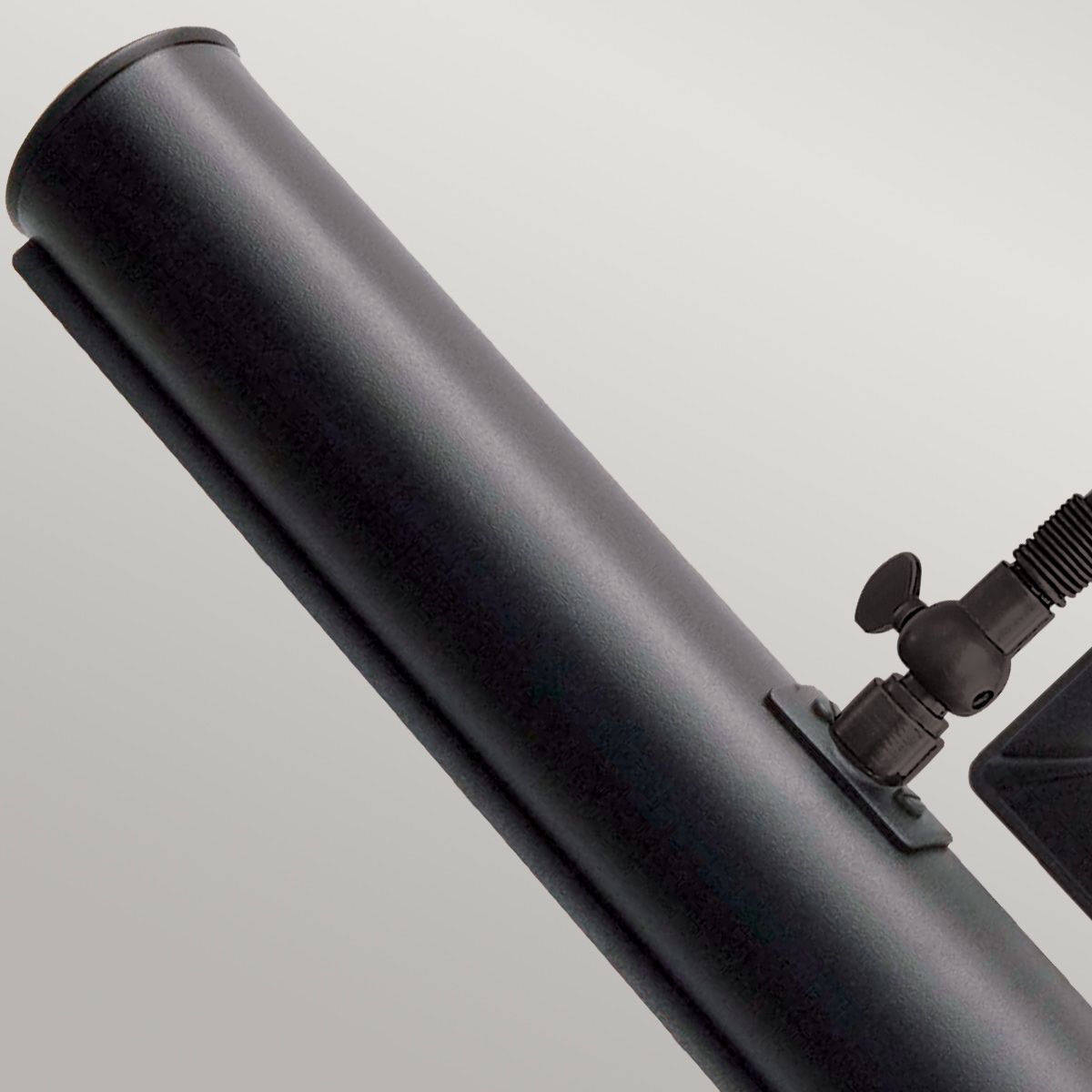 PL1/20 Medium black iron picture light
